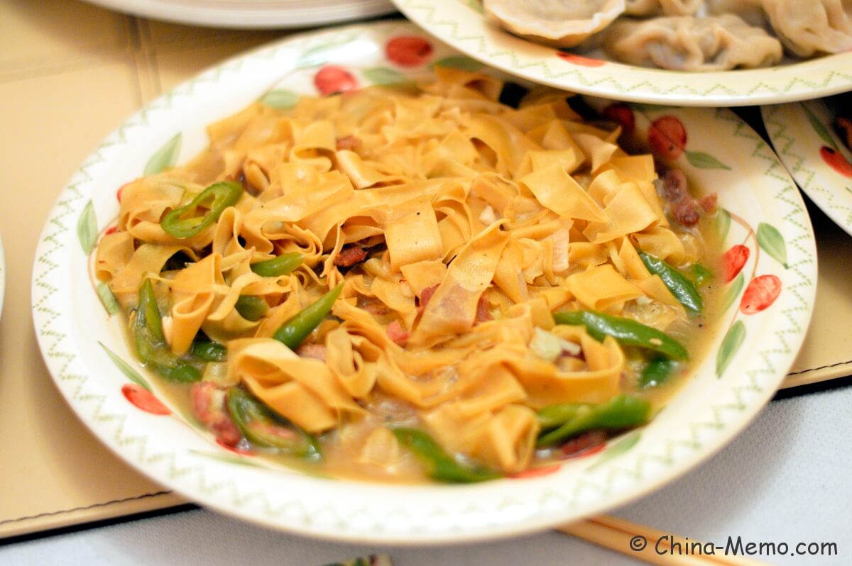 Chinese Dry Tofu Skin with Green Chili