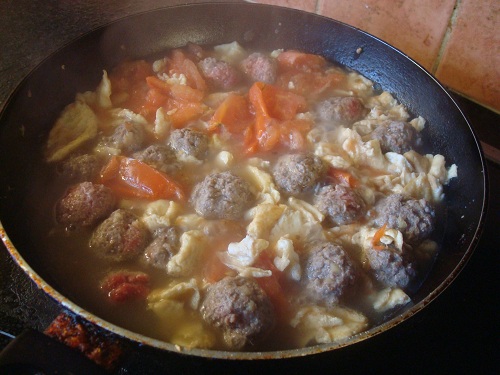 Chinese Egg Tomato Meatball Soup