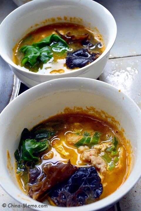 Chinese Soup with Egg & Veggie