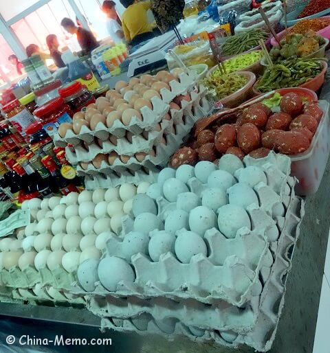 China Local Food Market Eggs