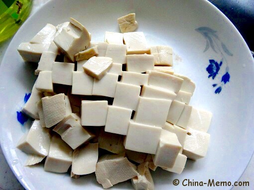 Chinese Soft Tofu Cut