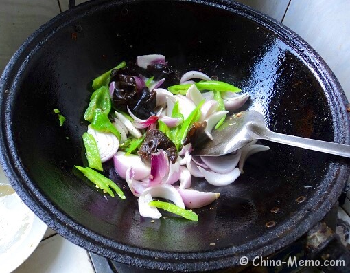 Chinese Onions & Green Chilli Frying