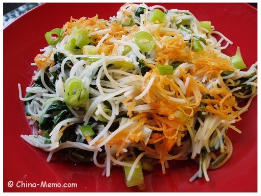 Chinese Spinach Rice Noodle Salad