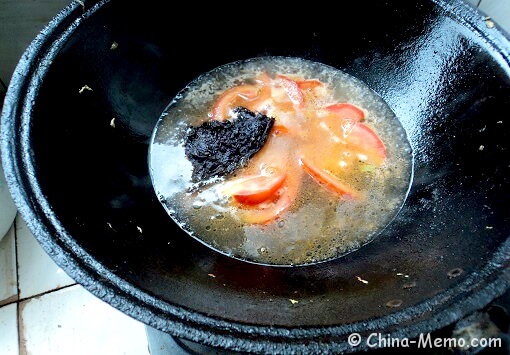 Chinese Tomato and Seaweed