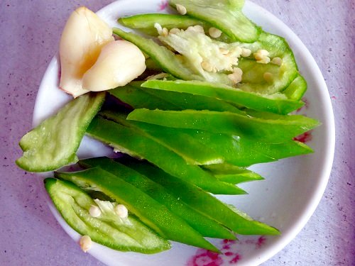 Chinese Green Chilli & Garlic