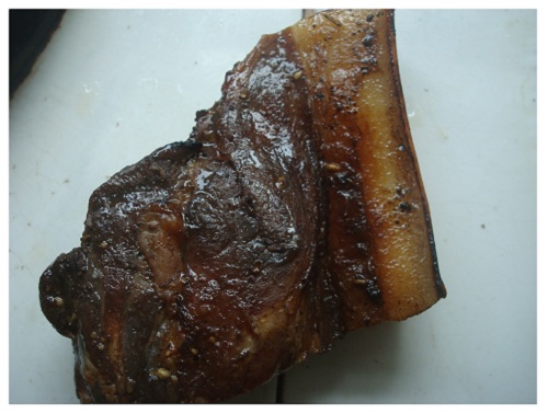 Prepare Chinese Hunan Preserved Pork.