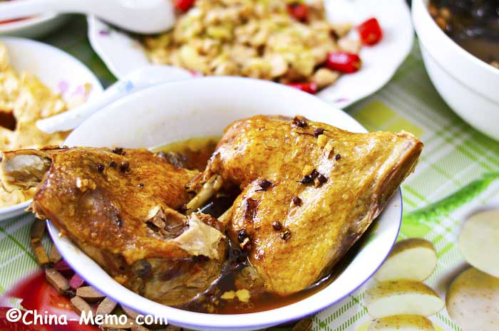 Chinese Steamed Duck by Pressure Cooker.