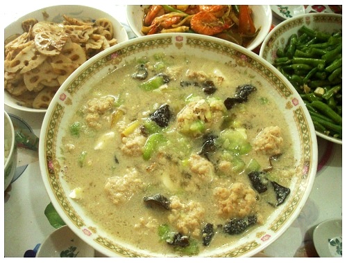 Chinese Meatball Soup with Veg.